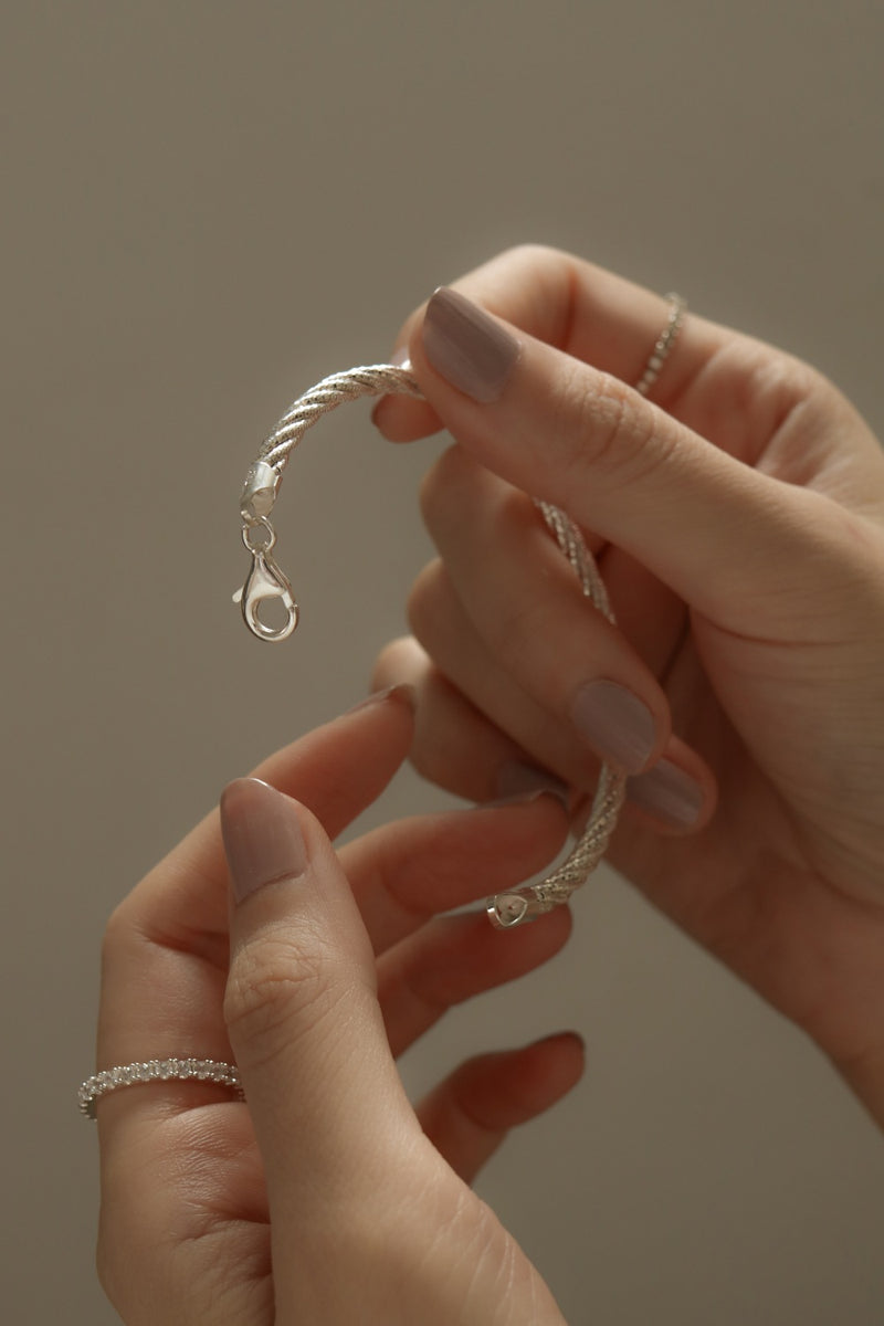 925 Silver Shimmer Entwine Bracelet