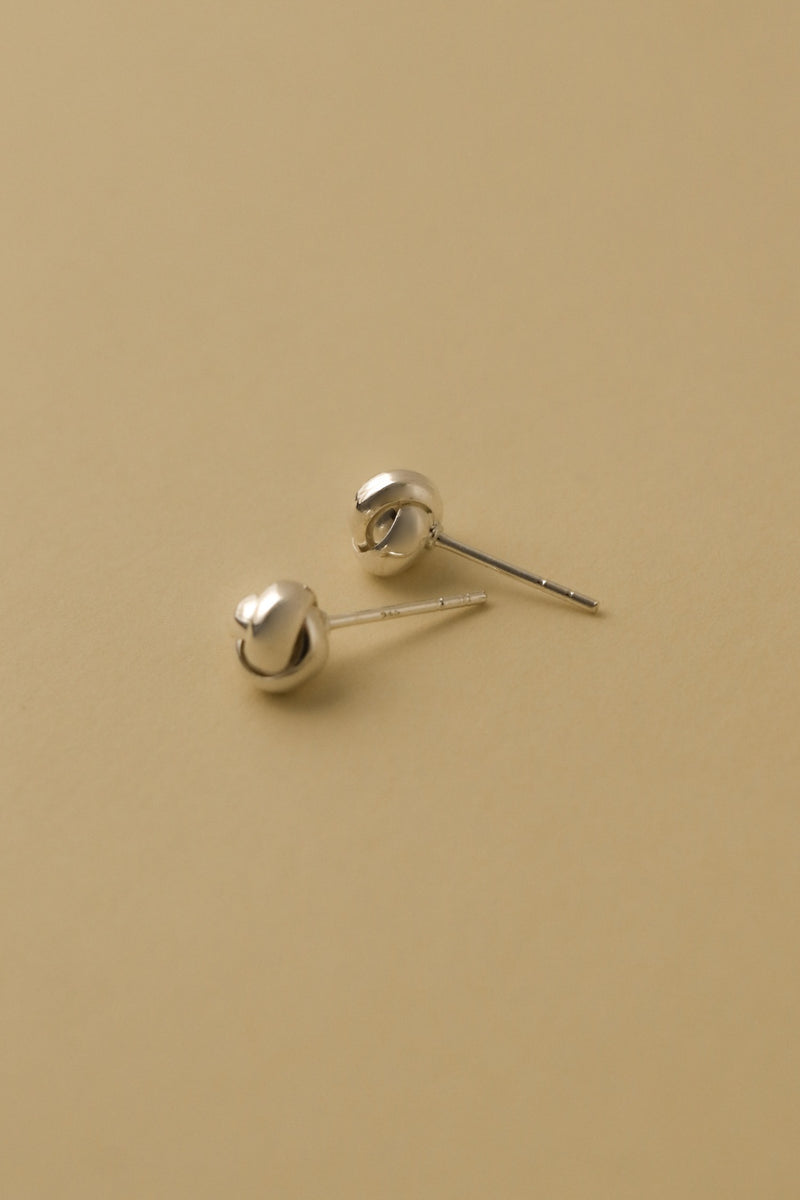 925 Silver Minimalist Yarn Ball Earrings