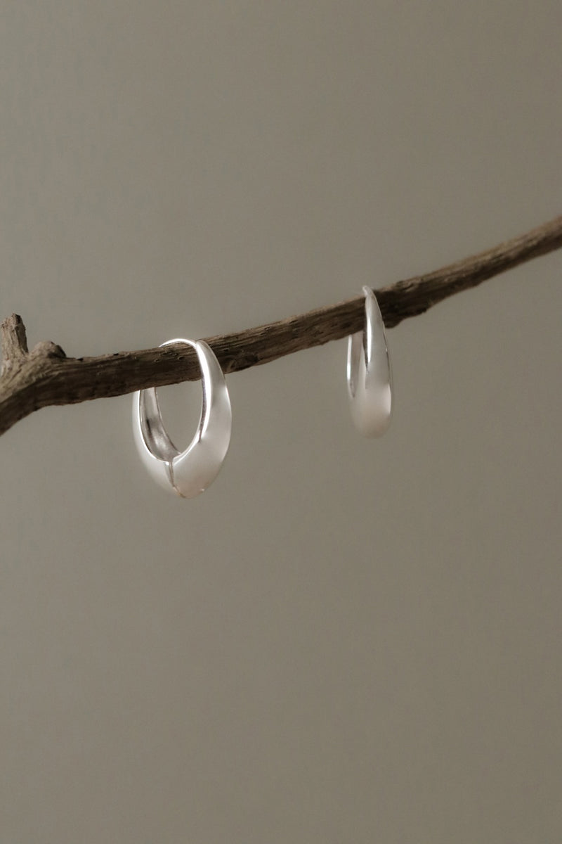 925 Silver Minimalist Oval Hoop Earrings