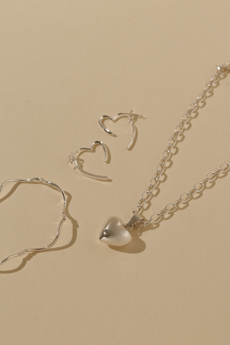 925 Silver Dangly Heart Earrings