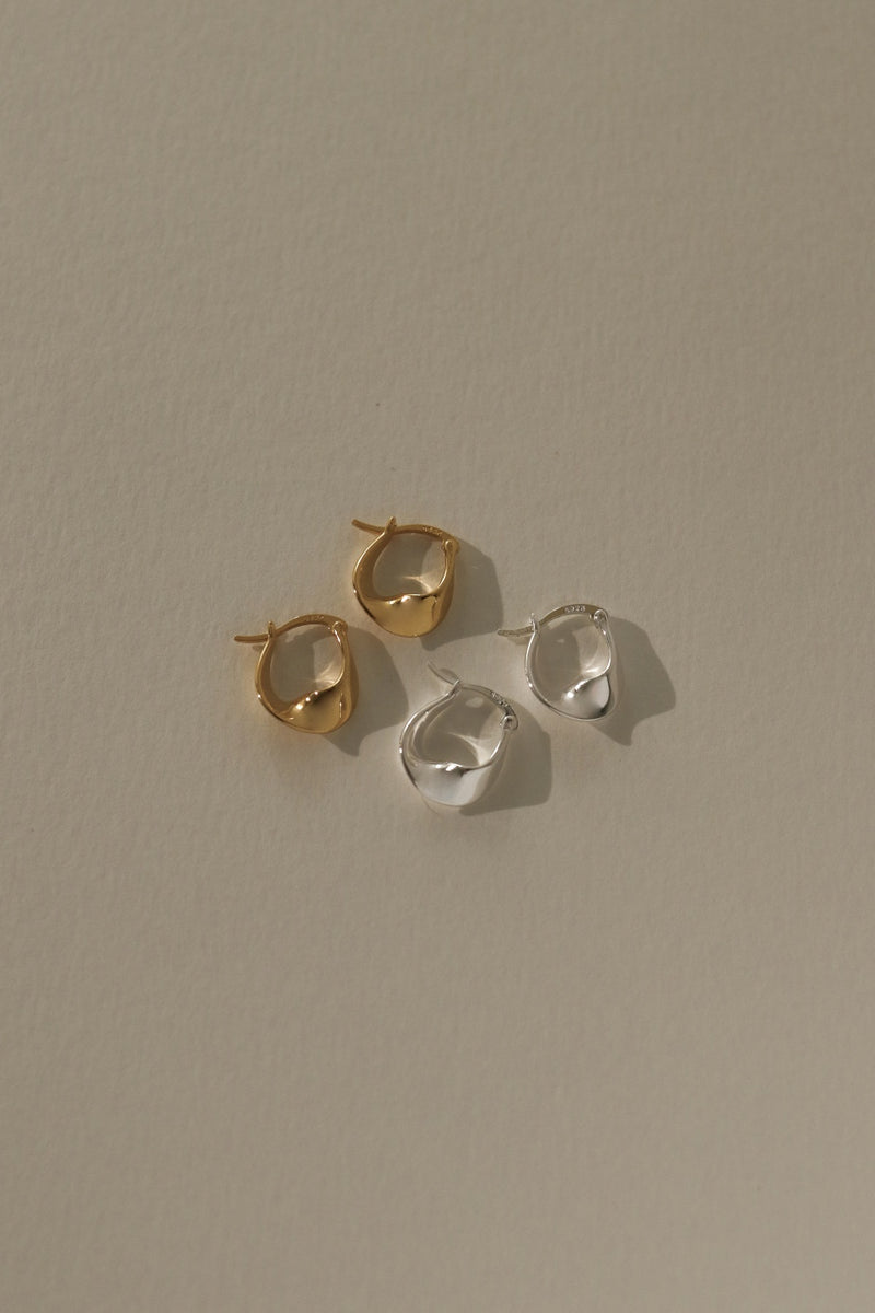 925 Silver Minimalist Curving Earrings