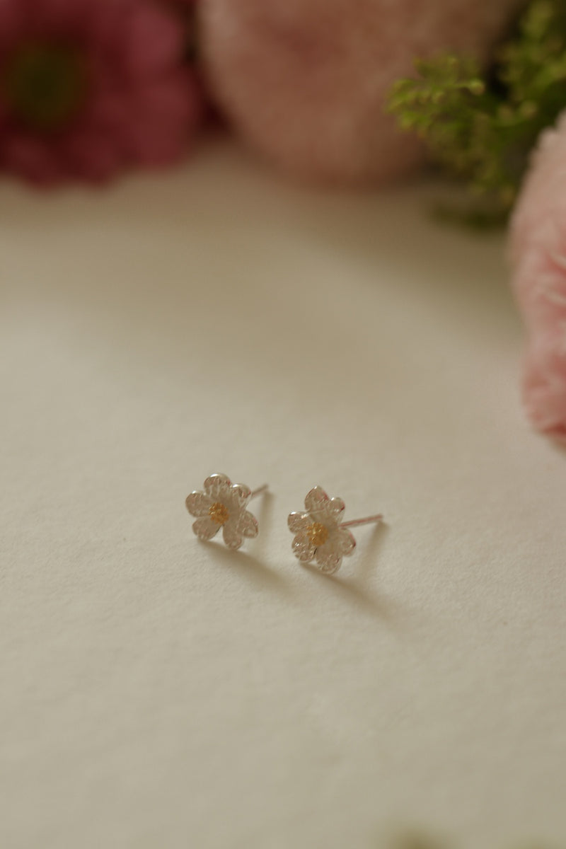 925 Silver Oh My Flower Stud Earrings, 18K Yellow Gold Plating (Centre)