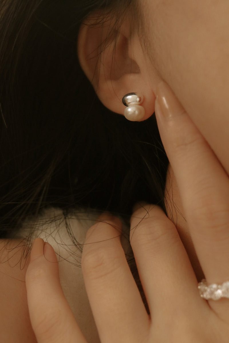 925 Silver Ovalé Pearl Earrings