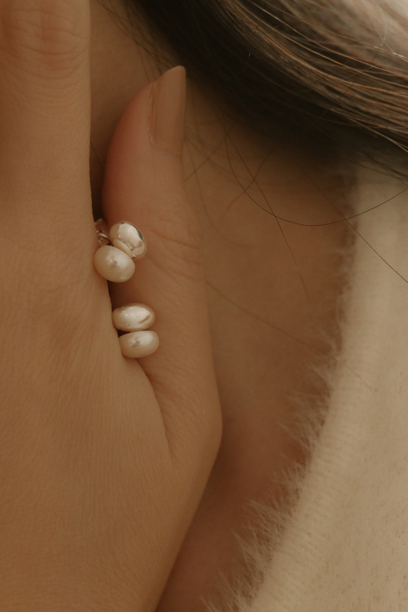 925 Silver Ovalé Pearl Earrings