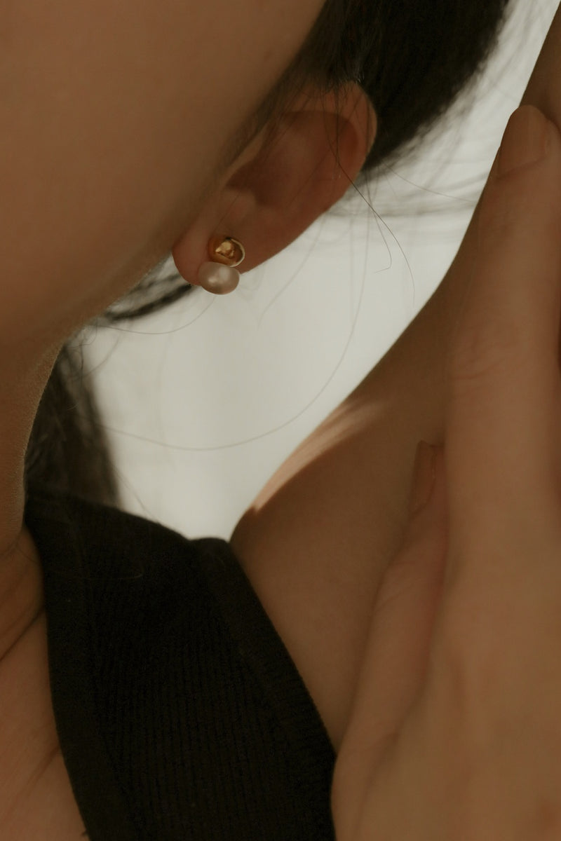 925 Silver Ovalé Pearl Earrings, 14K Yellow Gold Vermeil