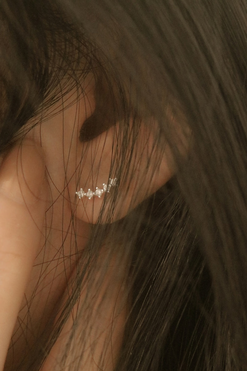 925 Silver Curvia Stud Earrings