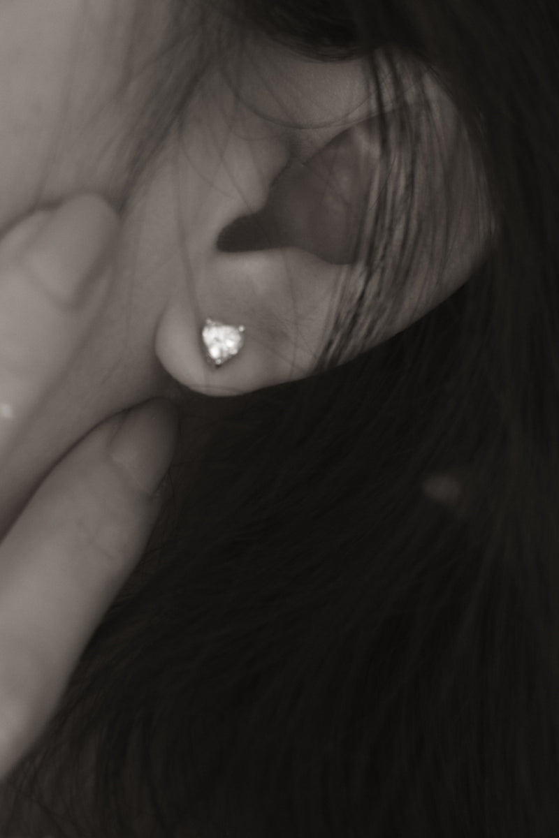 925 Silver Aria Heart Moissanite Earrings