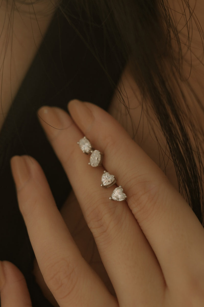 925 Silver Aria Heart Moissanite Earrings