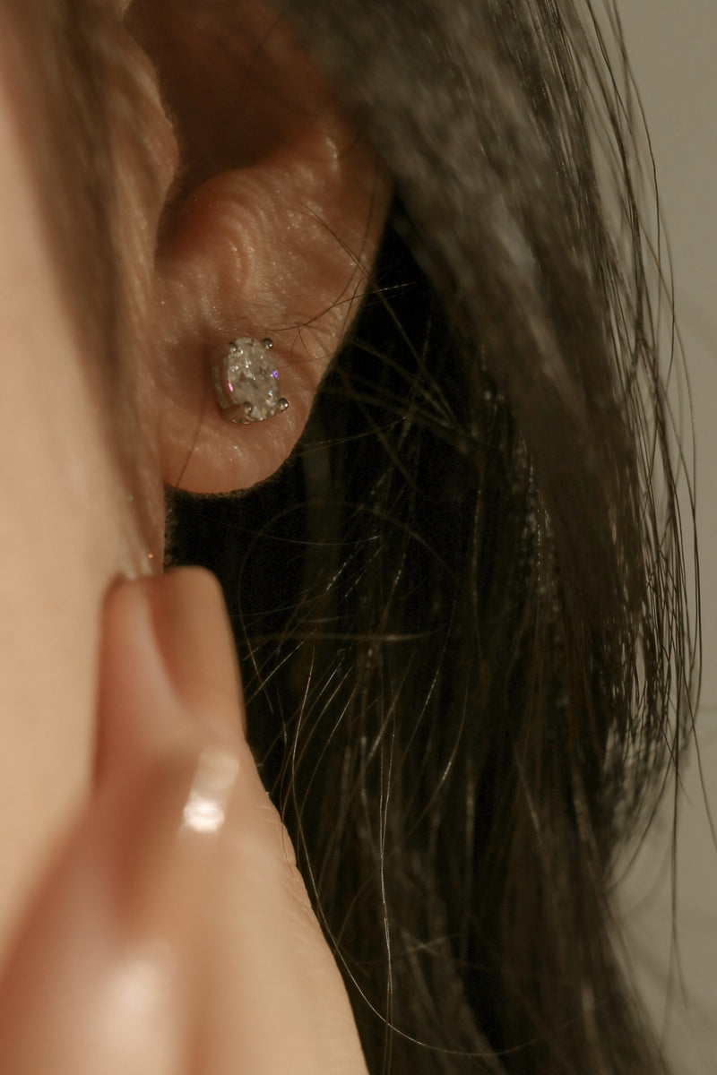 925 Silver Ovella Moissanite Earrings