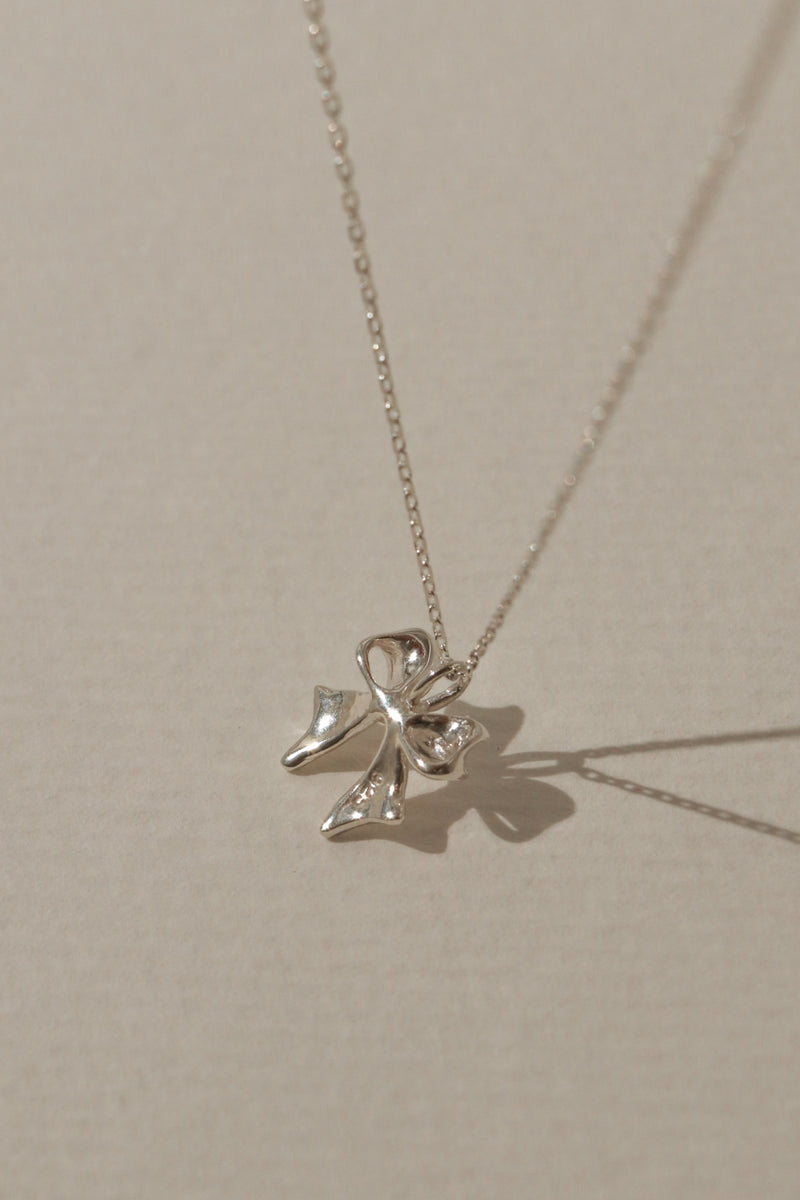 925 Silver Bow Pendant Necklace