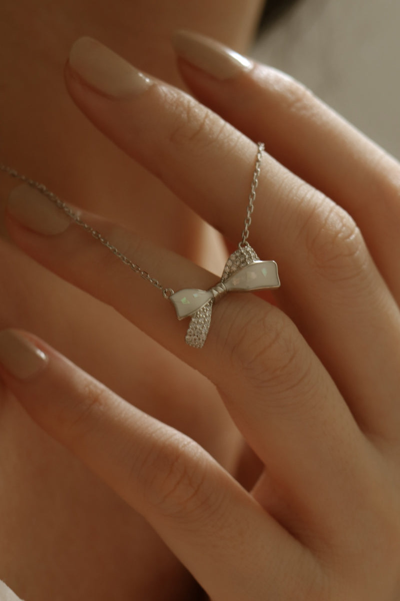 925 Silver Sparkling Bow Pendant Necklace