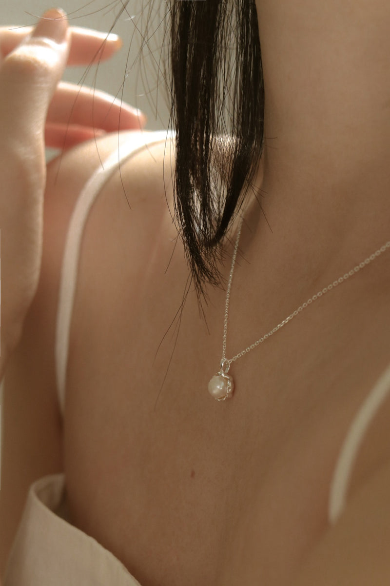 925 Silver Aurea Pearl Necklace