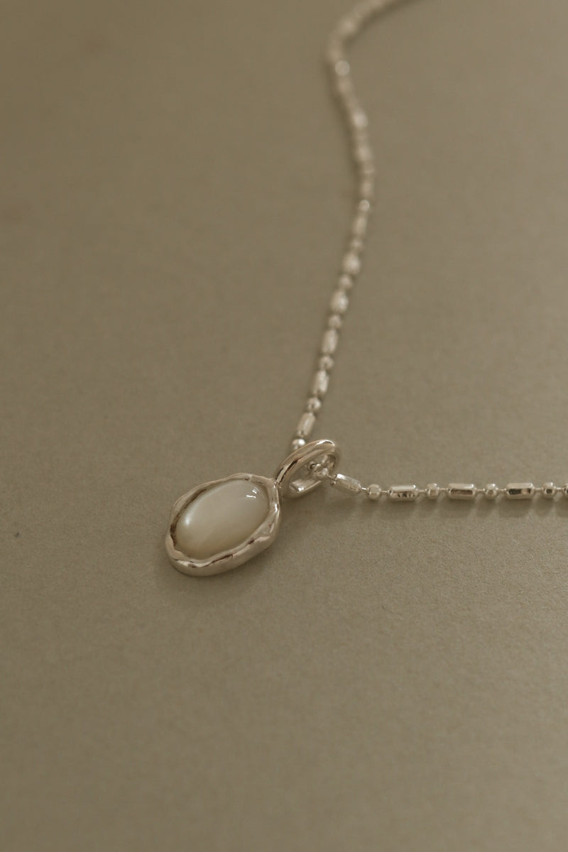 925 Silver Mother of Pearl Aura Necklace