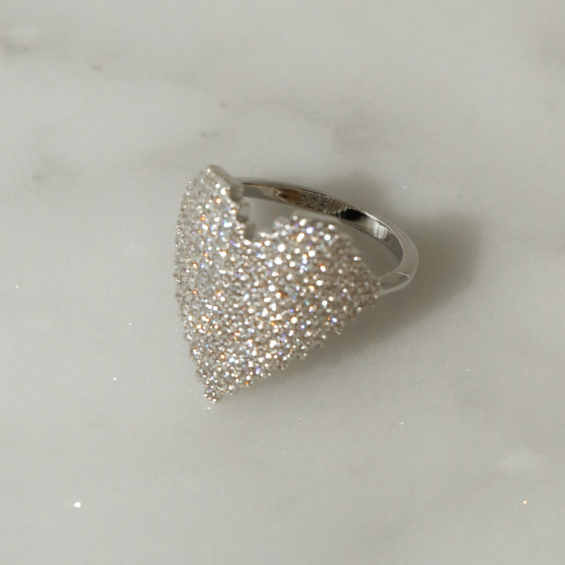 925 Silver Pixel Heart Ring <br><font>Size 12•15</font>