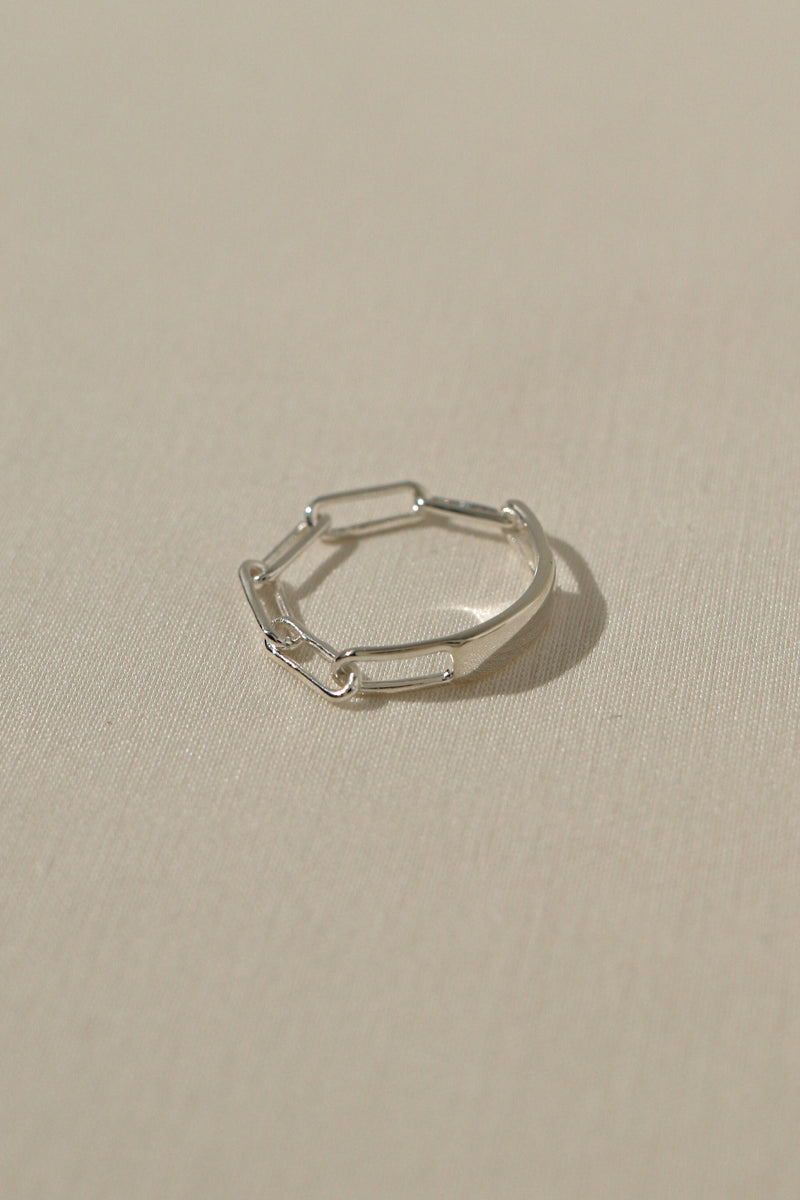 925 Silver Unity Link Ring <br><font>Size 9•11•13•15•17</font>