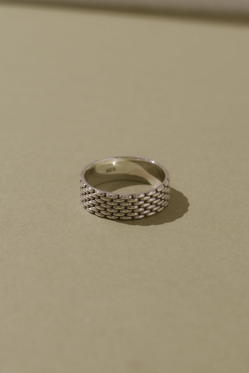 925 Silver Vanguard Chain Ring <br><font>Size 21•24•26</font>