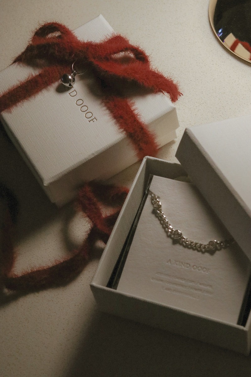 A KIND OOOF - Silver Moment Luxe Gift Box <br><font>(Add-On)</font>