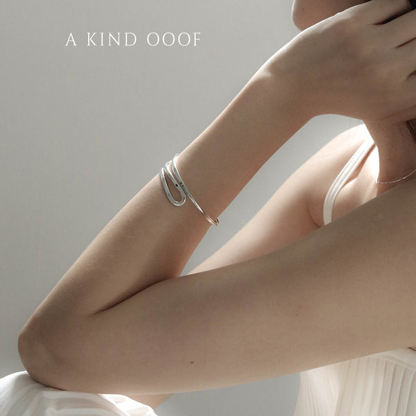 925 Curve Fold Open Bangle