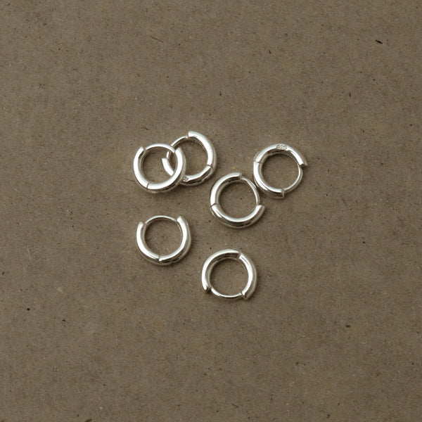 925 Silver Minimalist Mini Huggy Earrings