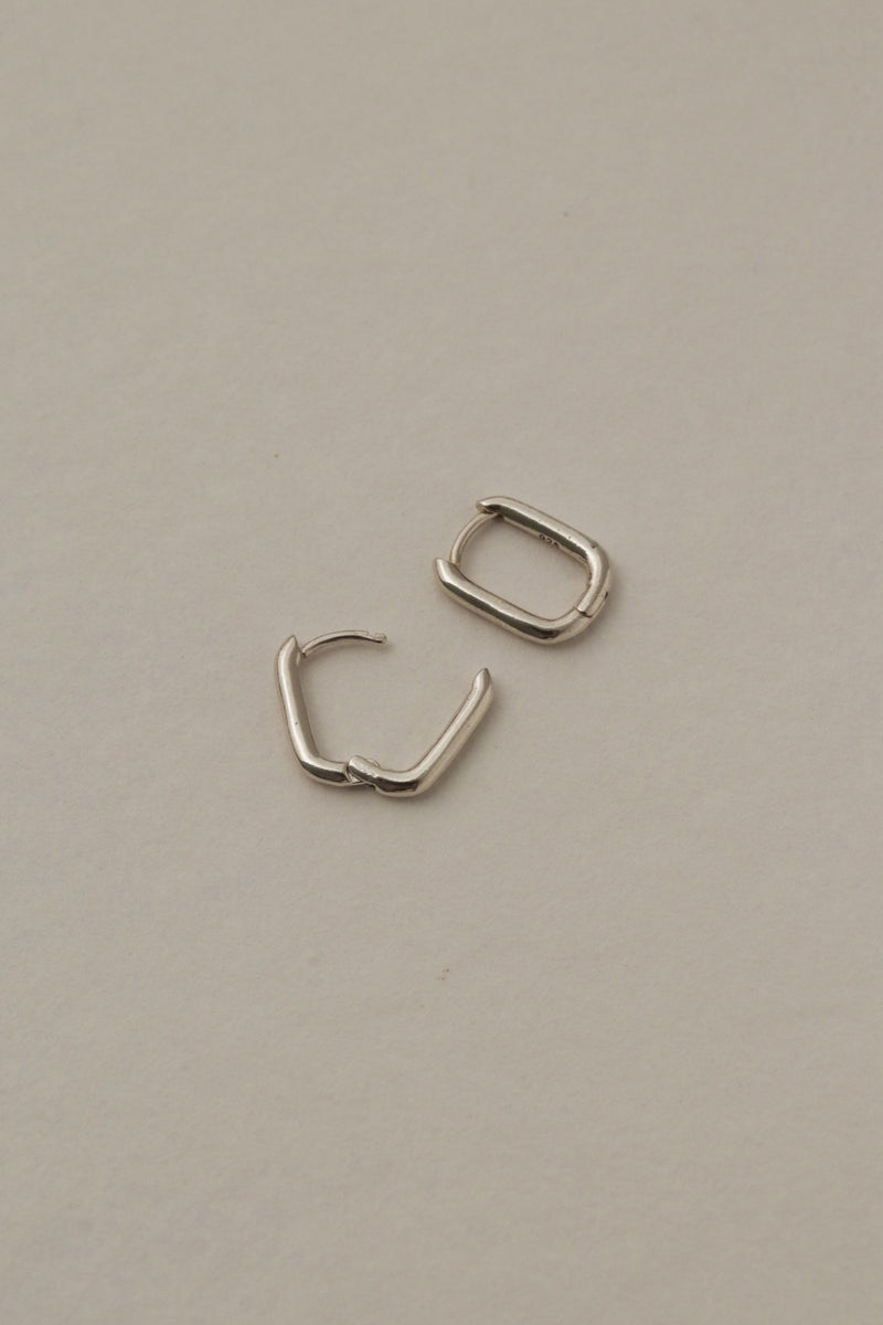 925 Silver Ovalo Huggie Earrings