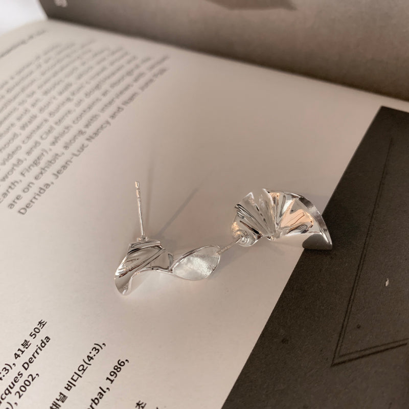 925 Silver Irregular Fold Earrings