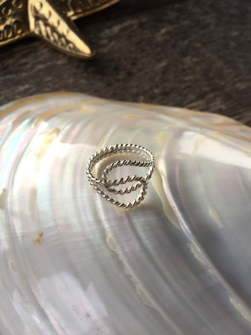 925 |Handcrafted| Twisting Spiral Rope Ring<br> <font>Size 12</font>