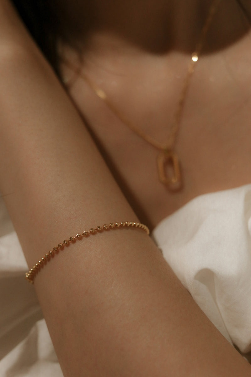 916 Infinity Gold Beaded Chain Bracelet (22K)
