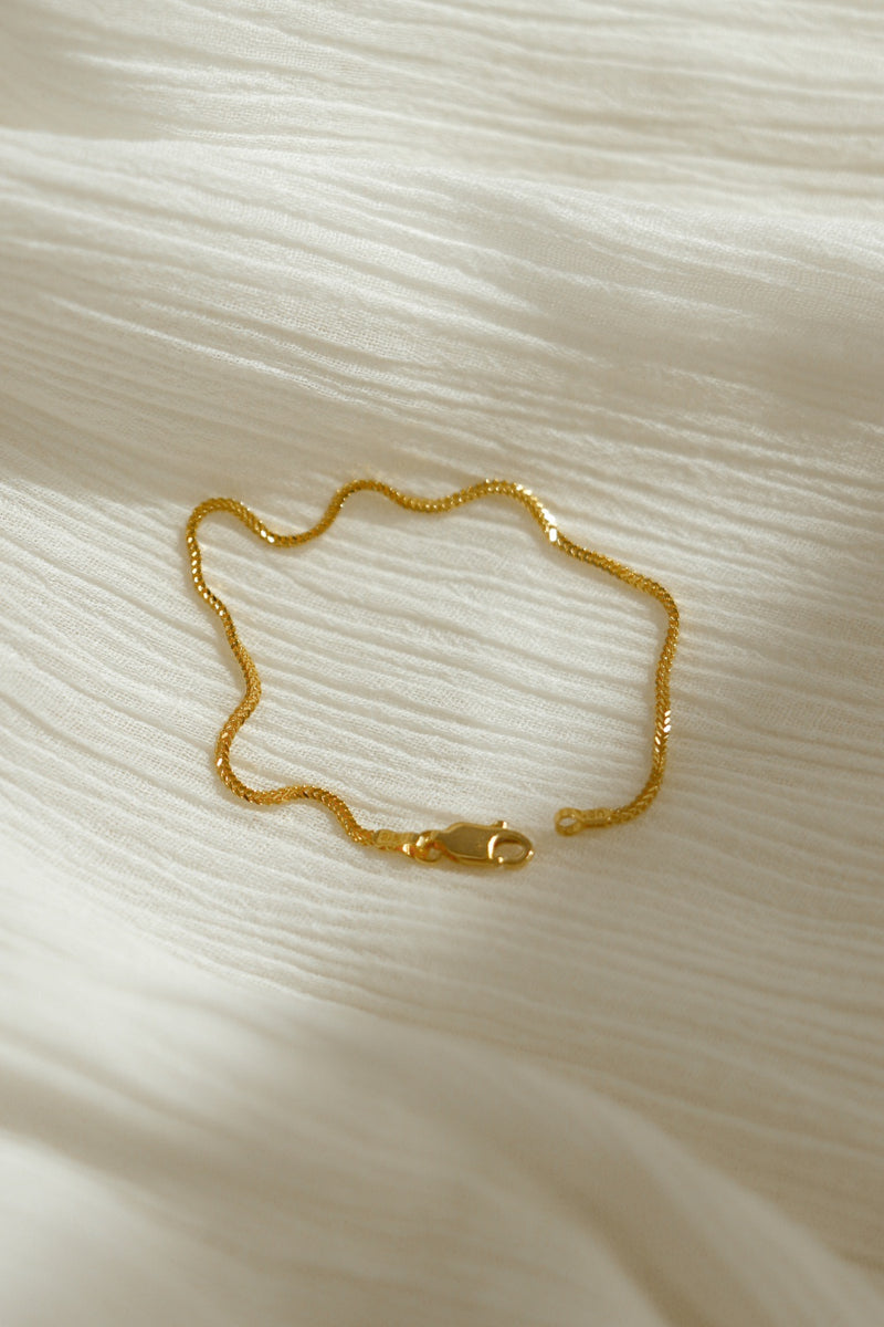 916 Infinity Gold Franco Diamond Cut Chain Bracelet (22K)