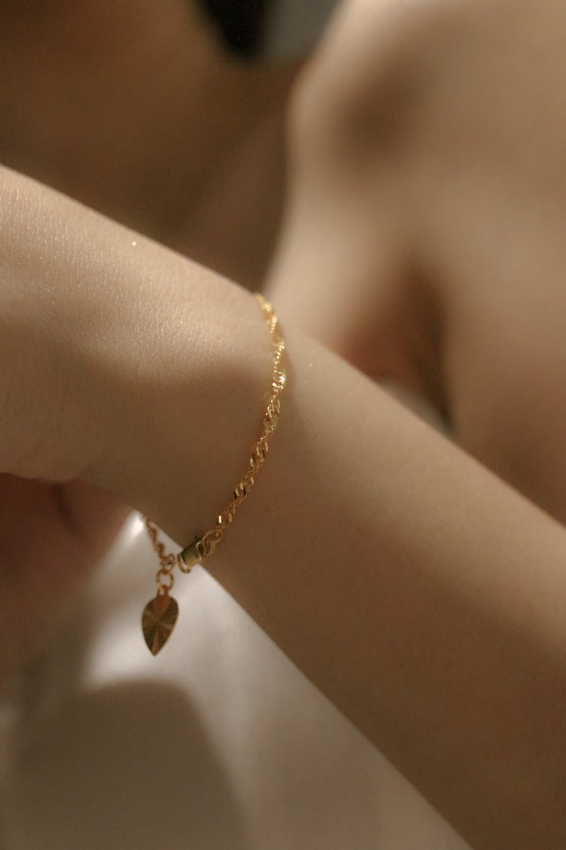 Buy Singapore Chain With Bar Detail Gold Chain Bracelet 14K Online in India   Etsy