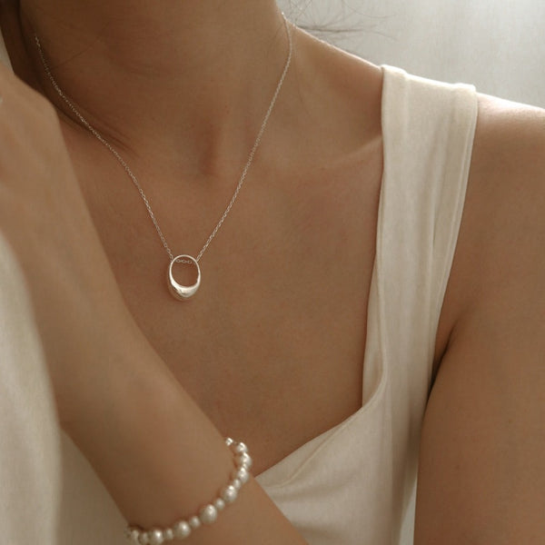 925 Silver Minimalist Ono Pendant Necklace